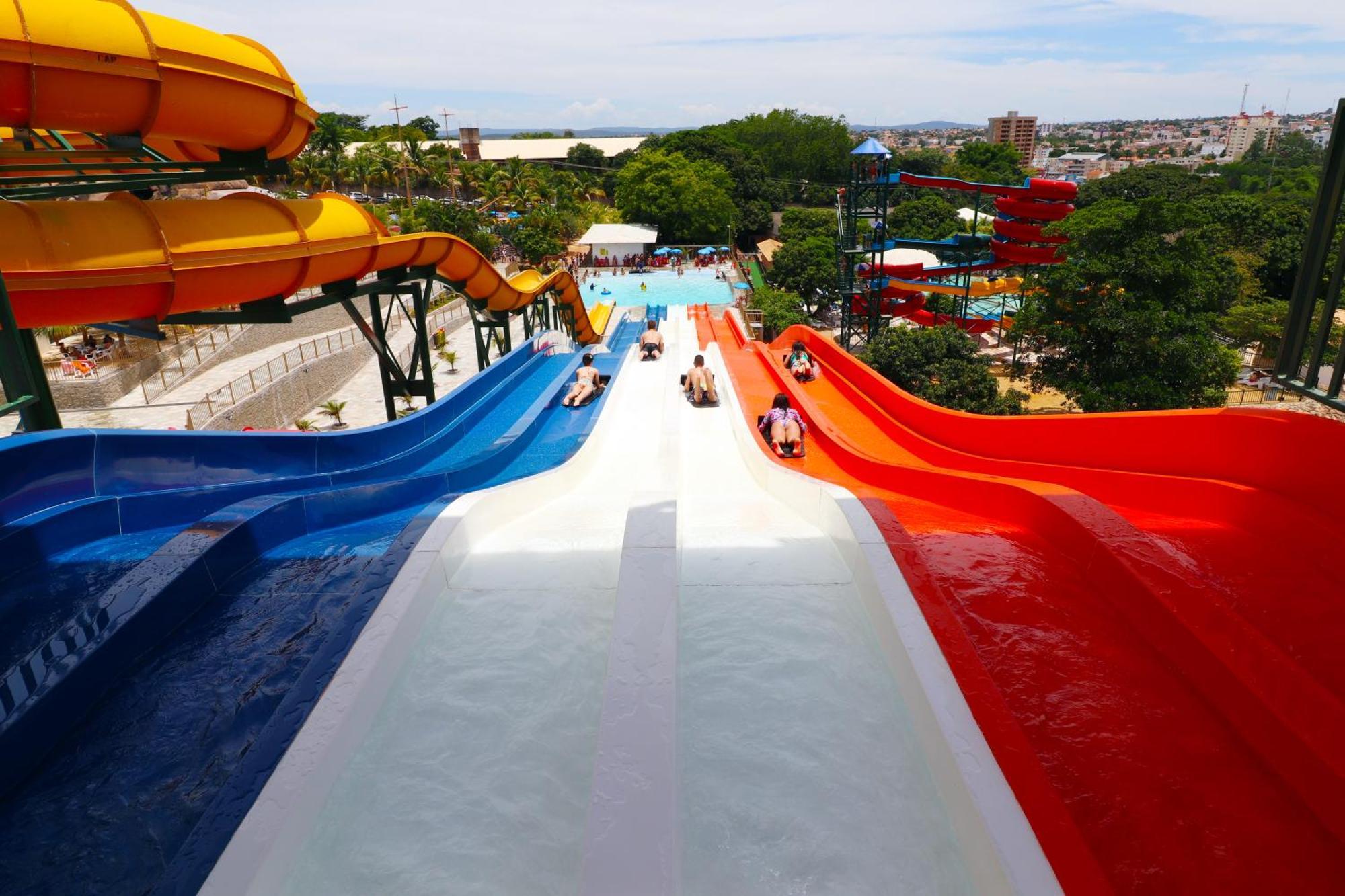 Spazzio Diroma Com Acesso Ao Acqua Park, Splash E Slide Caldas Novas Exteriör bild