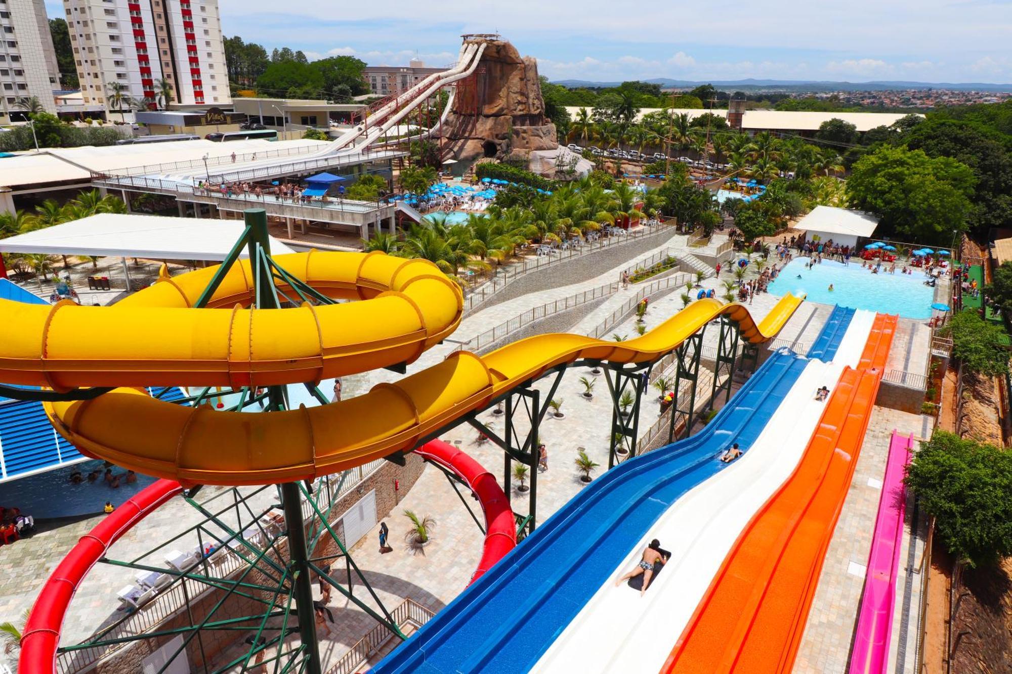 Spazzio Diroma Com Acesso Ao Acqua Park, Splash E Slide Caldas Novas Exteriör bild